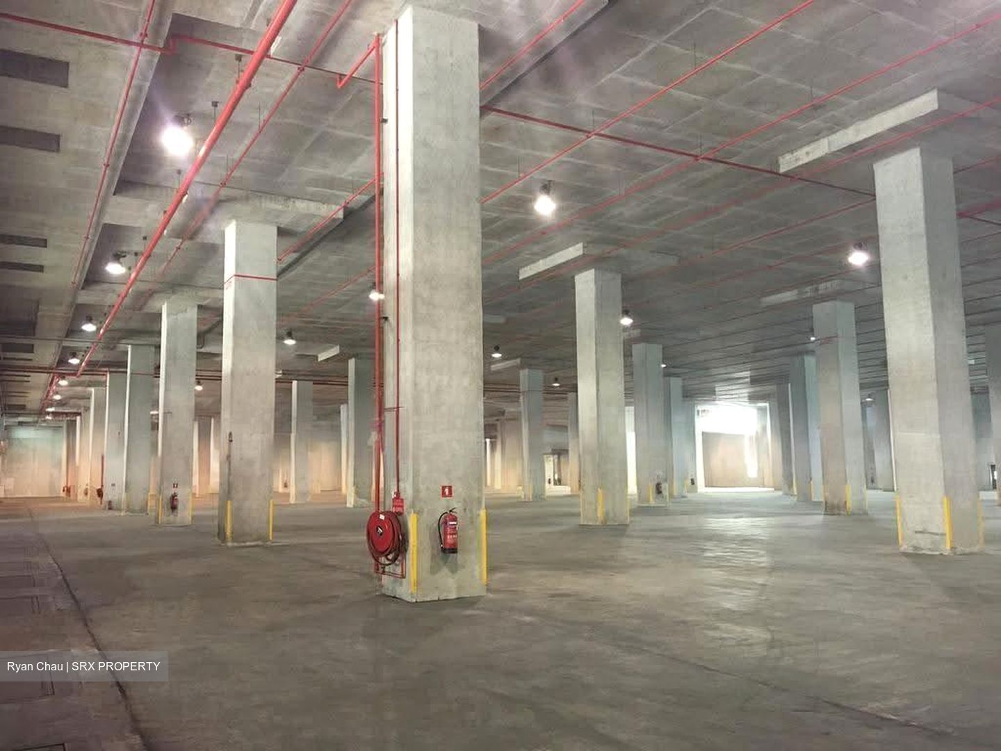 Imm Building (D22), Warehouse #624619291